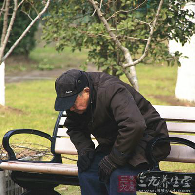 较慢的心率意味着心脏无需太过卖力工作便可完成输送血液的任务