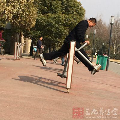 老人积极的心态是指遇事总能想得开,并感觉与年轻时同样快乐 老人积极的心态是指遇事总能想得开,并感觉与年轻时同样快乐