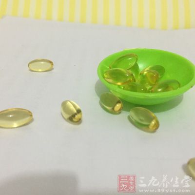 研究發(fā)現(xiàn)，魚油中含有的二十碳五烯酸具有抗癌作用