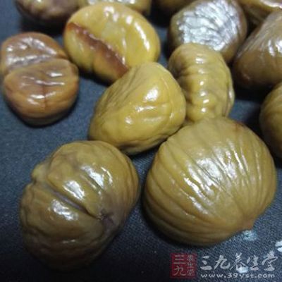 栗子不仅有补脾健胃的功效，更有补肾壮腰的作用