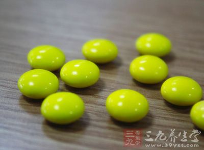 藥物和化學(xué)制劑同樣可能導(dǎo)致手腳麻木