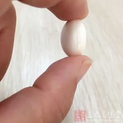 不要空腹服用鈣片