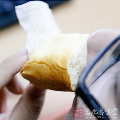 真菌在谷物或其他食品中生长繁殖产生有毒的代谢产物 真菌在谷物或其他食品中生长繁殖产生有毒的代谢产物