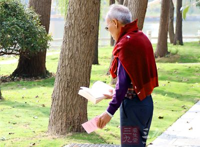 老王打从45岁开始就患上了高血压 老王打从45岁开始就患上了高血压