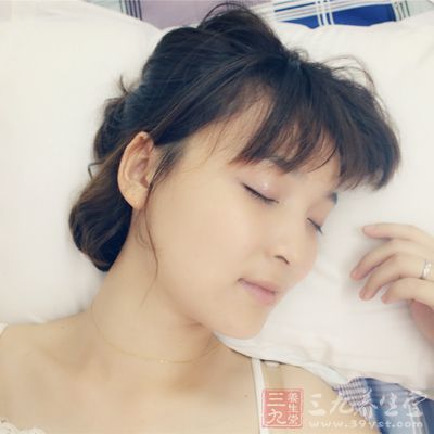 充足的睡眠會有利于祛斑