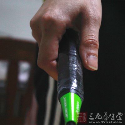 经常从事该项体育活动可以发展人体的灵活性，协调性