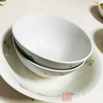 苏州姑苏区学校食堂 近1\/4餐具检出大肠菌群