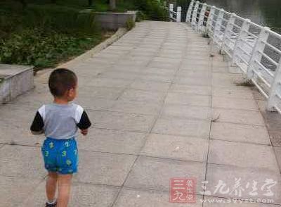 儿童应按时完成预防接种,1.5岁接种一针,6岁接种一针 儿童应按时完成预防接种,1.5岁接种一针,6岁接种一针