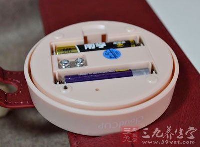 Cloudcup智能水杯采用两枚7号电池进行供电 Cloudcup智能水杯采用两枚7号电池进行供电