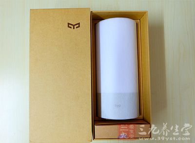 厂家为了保护灯还是很细心的 厂家为了保护灯还是很细心的