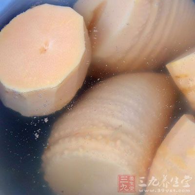 竹笋肉质细嫩，易于消化，所以非常适合体质虚弱者食用