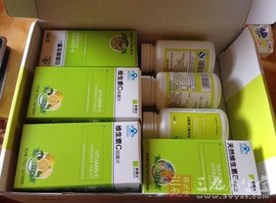 一打开盒子,发现好多好多东西 一打开盒子,发现好多好多东西
