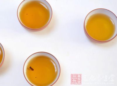 紅茶的沖泡 沖泡紅茶的四個(gè)注意事項(xiàng)