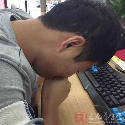 连用3~5天,以减少窒息或惊厥 连用3~5天,以减少窒息或惊厥