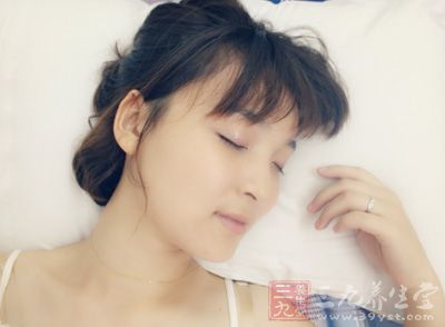 那么生活中應(yīng)該如何提高睡眠呢