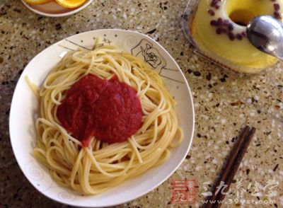 用过的餐具尽量用沸水消毒