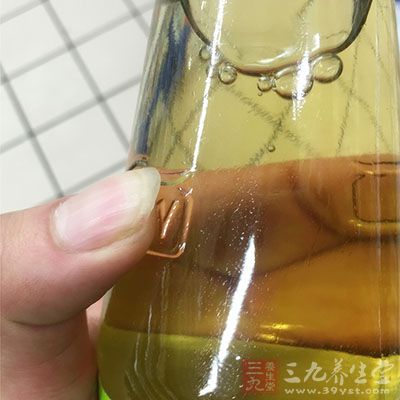 苹果醋中含有大量的氨基酸