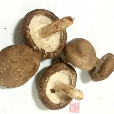 香菇一定要蒸熟