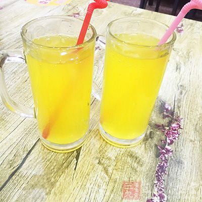 多數(shù)果汁飲料都加入了一定份量的食糖