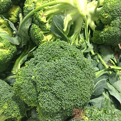 增强皮肤抗损伤能力西兰花中含有丰富的维生素A 增强皮肤抗损伤能力西兰花中含有丰富的维生素A