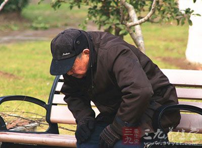 年纪越来越大，记性越来越差是很多老年人的共同症状