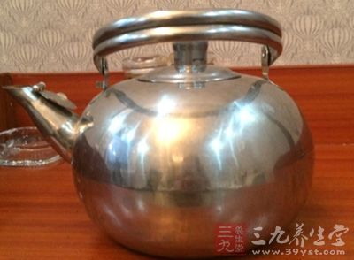 茶具知識 不同質(zhì)量的茶具泡茶有什么區(qū)別