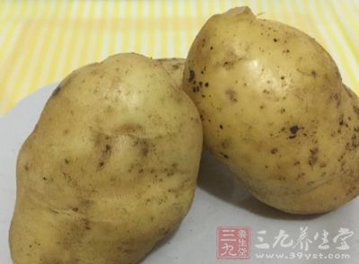 土豆富含维生素c,且不容易在烹调过程中损失 土豆富含维生素c,且不容易在烹调过程中损失