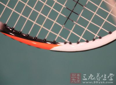 网球技术 网球切削发球技术介绍