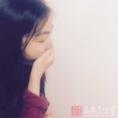 打哈欠是一种条件反射式的深呼吸活动