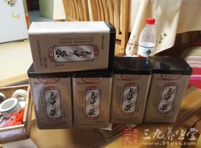 一共是5盒,买三盒送2盒哦 一共是5盒,买三盒送2盒哦
