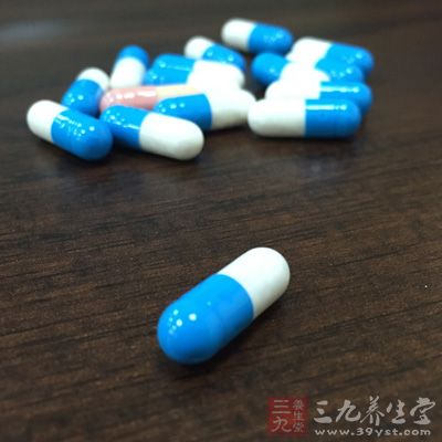 在沒(méi)有細(xì)菌感染的依據(jù)下，腹瀉的孩子是不需要應(yīng)用抗生素的