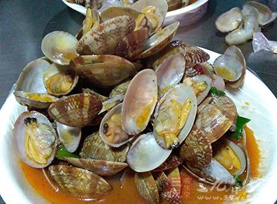 锡纸花甲螺，不用说也知道在柳州宵夜的火爆程度吧