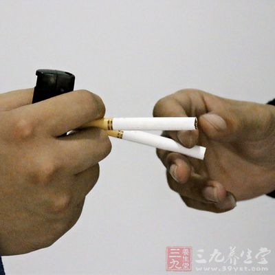 吸烟的烟量与于具增,烟钱不断增加 吸烟的烟量与于具增,烟钱不断增加
