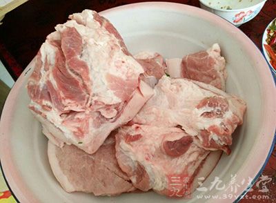 前上海肉类行业有近200多家畜禽屠宰、肉制品加工和流通企业