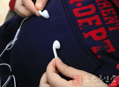 乳腺纤维瘤能怀孕吗 乳腺纤维瘤要如何治疗