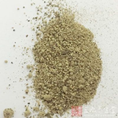 牛肉，红酒，牛排，盐，洋葱汁，糖，胡椒粉，香草，黄油