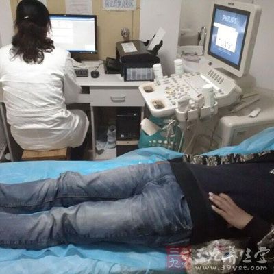 腹腔镜可直接显示肝表面情况