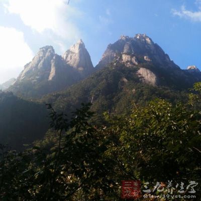 徽杭古道附近的重要景点有：障山大峡谷