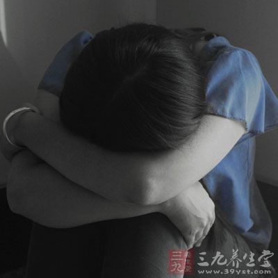 患者在高温环境中劳动一定后，出现头昏、头痛