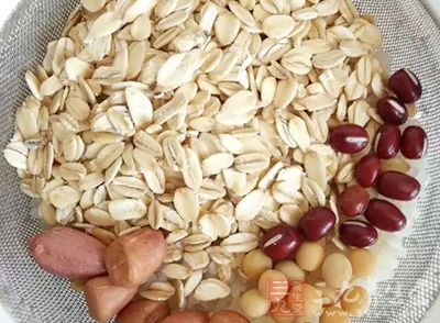 哪种燕麦控制血糖效果好