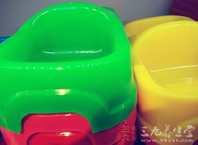 塑料饭盒可以加热吗 长期使用或危害肾脏