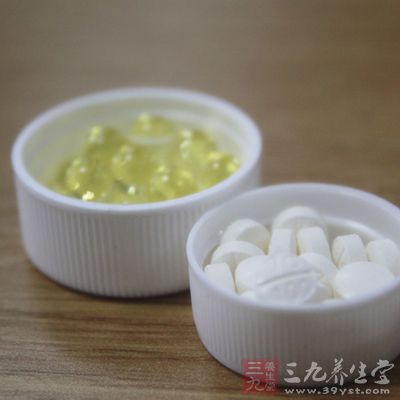 营养不良维生素c、D2、烟酸及微量元素锌缺乏