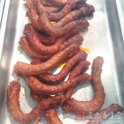 吃鸭脖子的危害大家应该了解了吧 吃鸭脖子的危害大家应该了解了吧