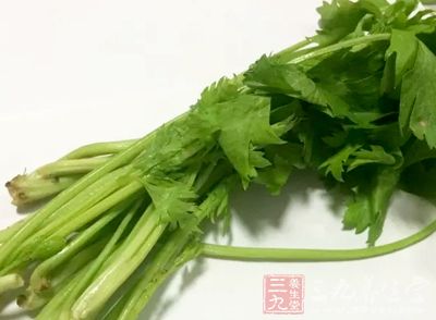 吃什么降火 夏天多吃芹菜能帮男人消暑