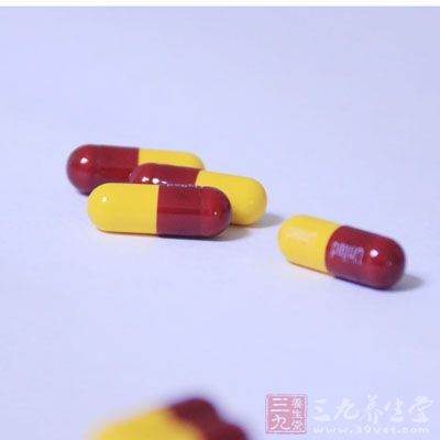 长期服用或大剂量服用一些消炎镇痛药物 长期服用或大剂量服用一些消炎镇痛药物