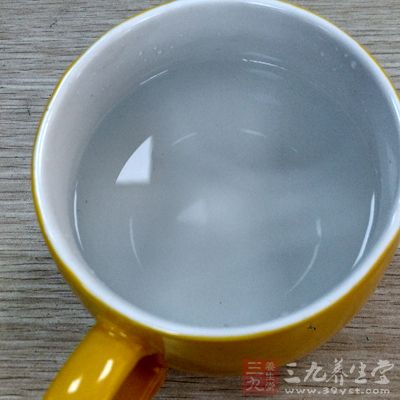 排毒过程还应注意多喝水