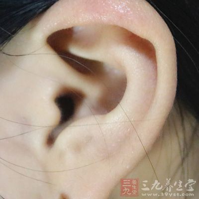 耳朵是人體的十二經(jīng)脈重要的匯集處