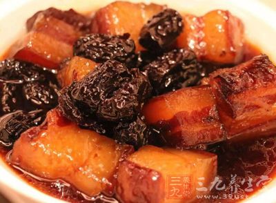 别等凉了再放入冰箱了,直接放吧 别等凉了再放入冰箱了,直接放吧