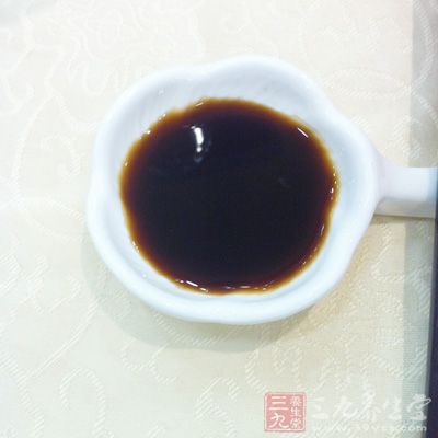 醋的种类多种多样，口味酸酸的，与其他食材调配出来的减肥饮品一直很少欢迎