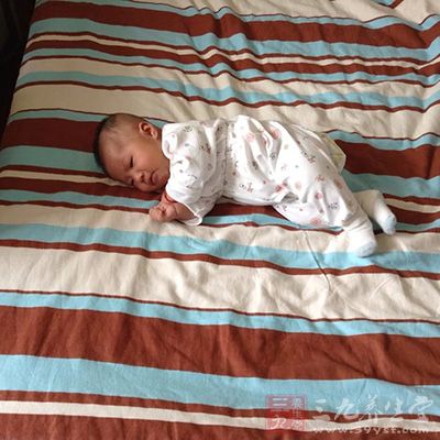 胎儿睡姿可能会使颈痛症状加重